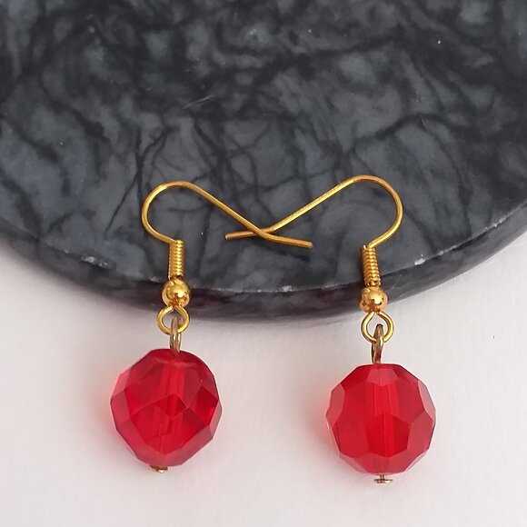 🌹 Handmade Multicolor Crochet Rose Necklace & Red Czech Crystal Earrings Set 🌟 - Picture 12 of 13